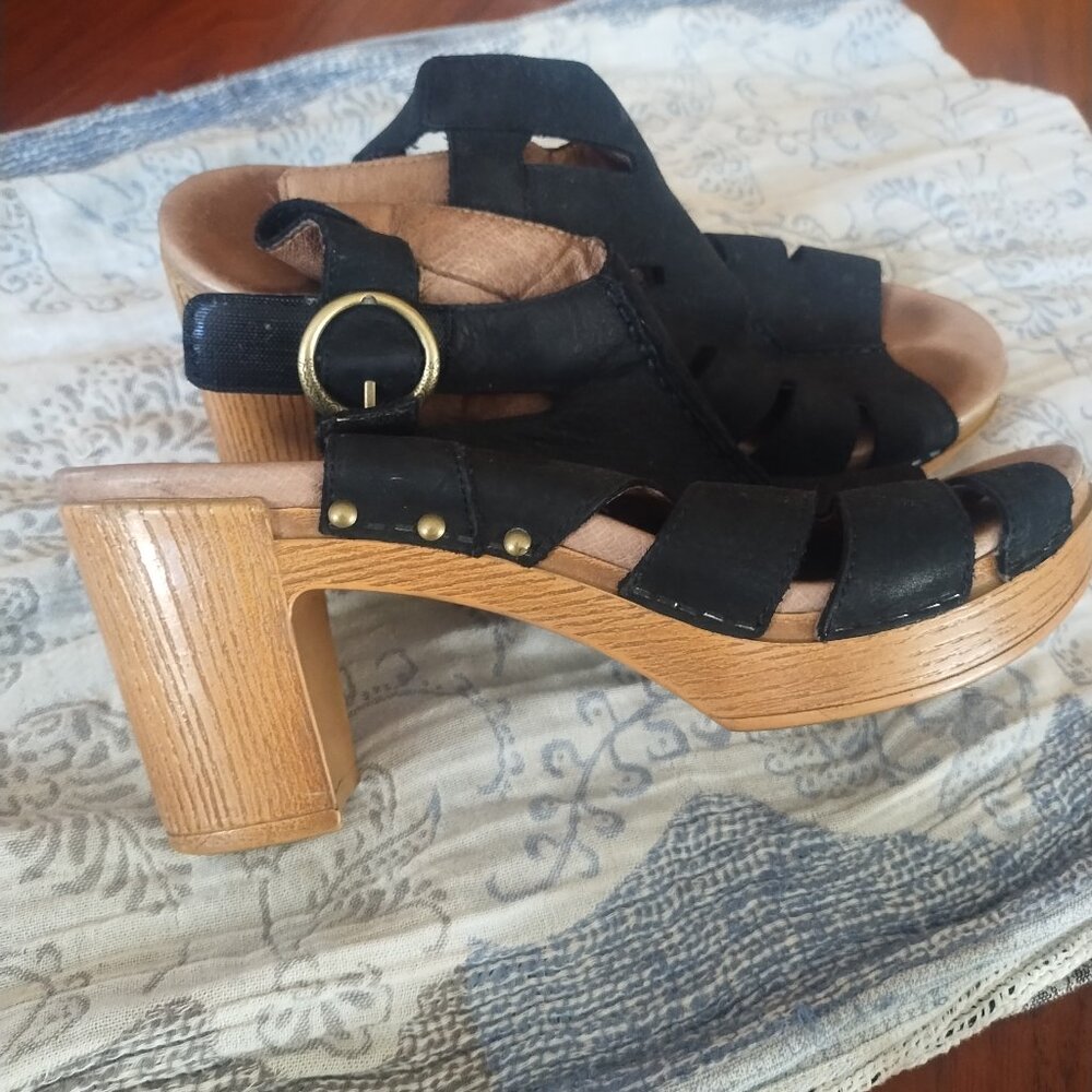 Black Dansko Demetra Sandals Clogs EU 40 Fabulous!